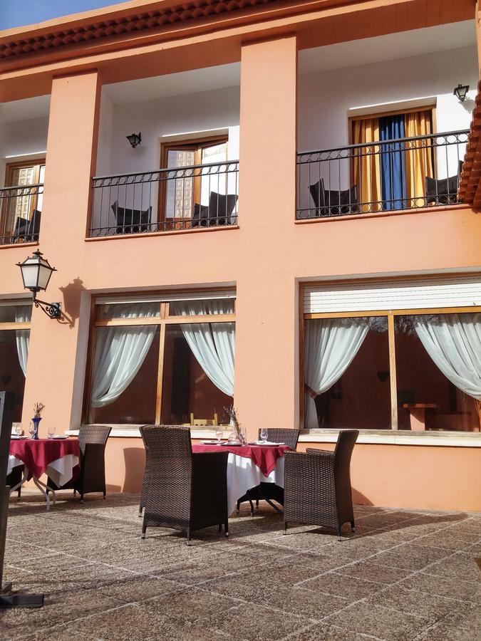 Hotel Fuertescusa Luaran gambar