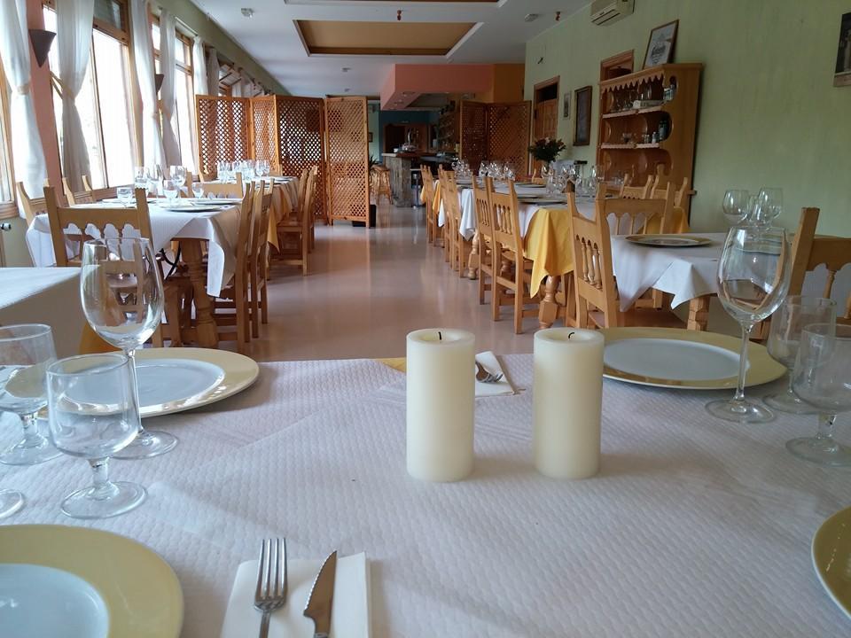 Hotel Fuertescusa Luaran gambar